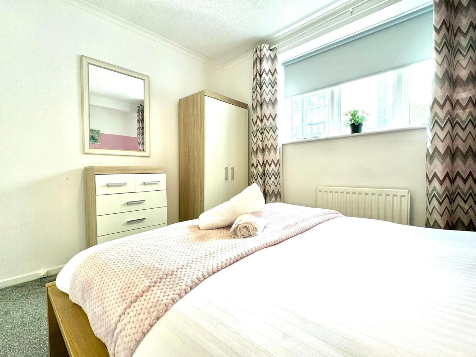 The Alnham, Large 3 Bed Apartment, Close To The City Newcastle upon Tyne Ngoại thất bức ảnh