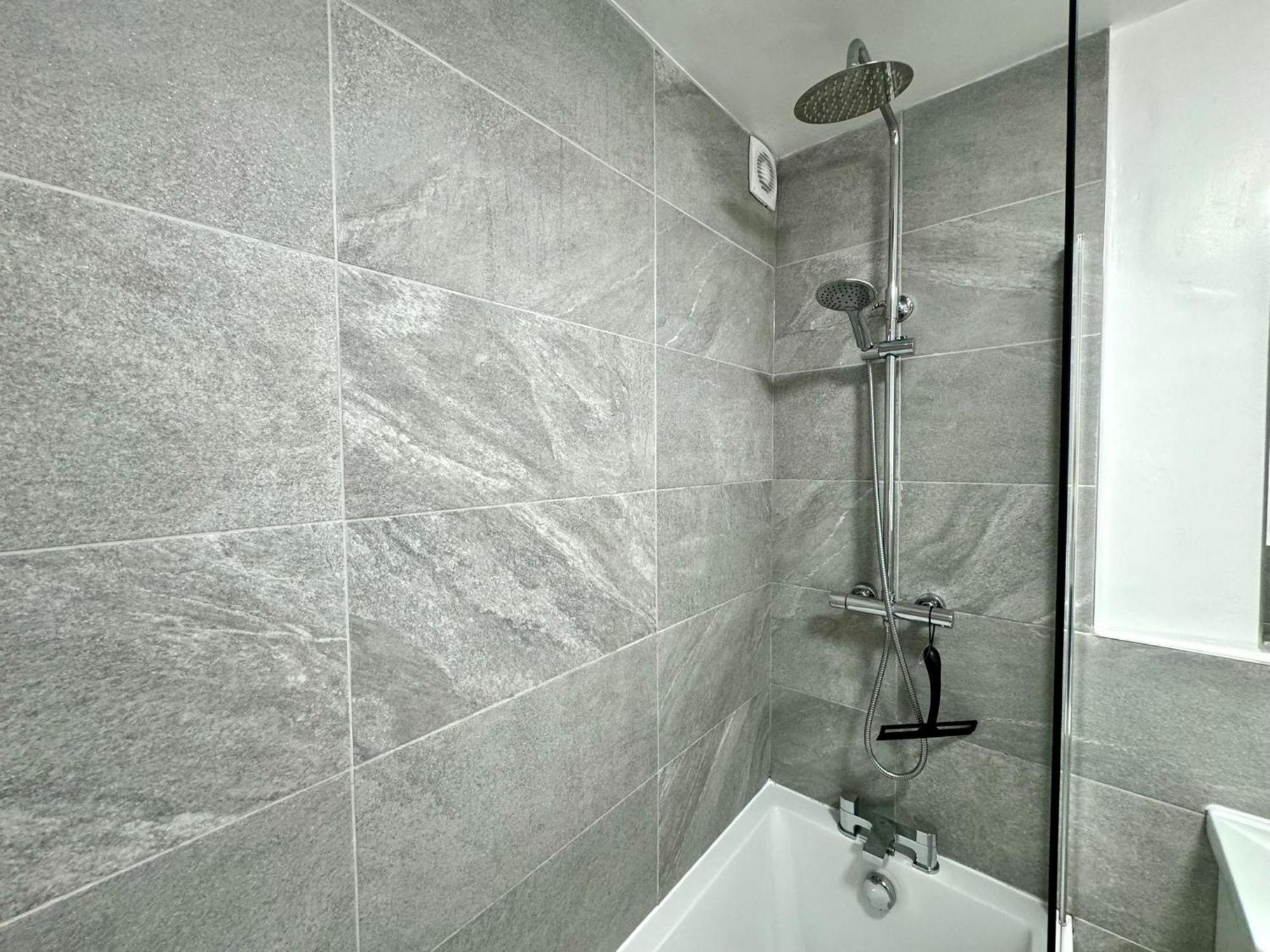 The Alnham, Large 3 Bed Apartment, Close To The City Newcastle upon Tyne Ngoại thất bức ảnh